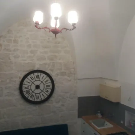 Elvira's House Nyaraló