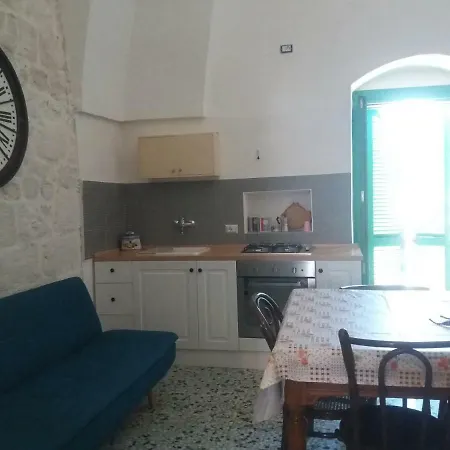 Elvira's House Nyaraló